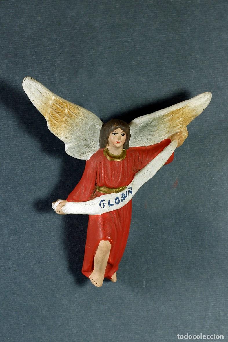 Figuras de Bel&eacute;n: ANTIGUO &Aacute;NGEL ANUNCIADOR, EN TERRACOTA, PARA BEL&Eacute;N, PESEBRE. 9 CM. ALT. M&Aacute;XIMA.