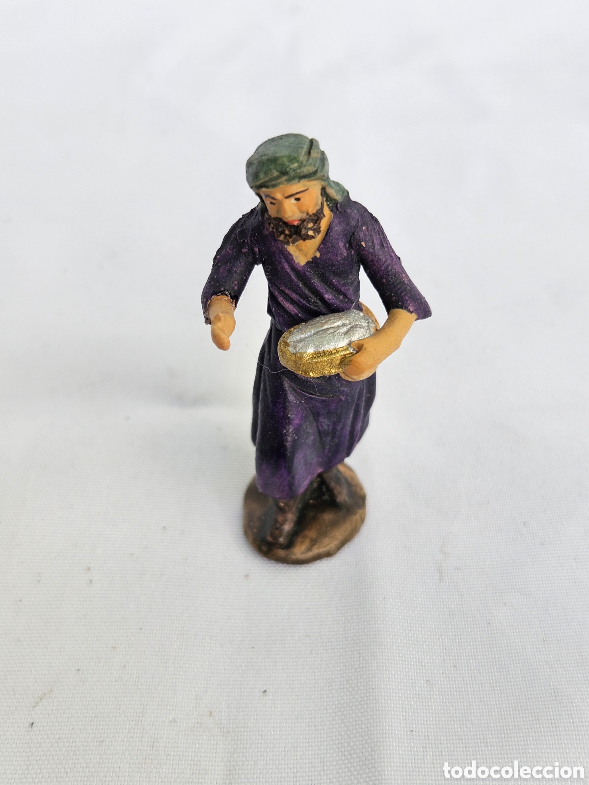 Figuras de Bel&eacute;n: FIGURA BELEN BARRO. PASTOR CON PESCADO