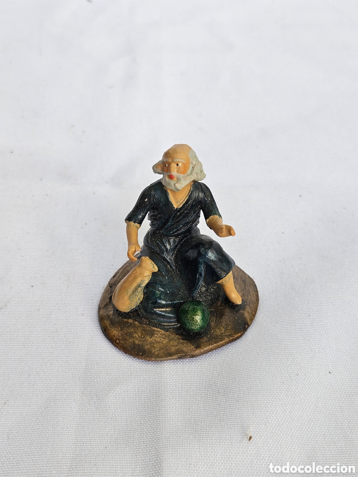 Figuras de Bel&eacute;n: FIGURA BELEN BARRO. PASTOR SENTADO CON SACO