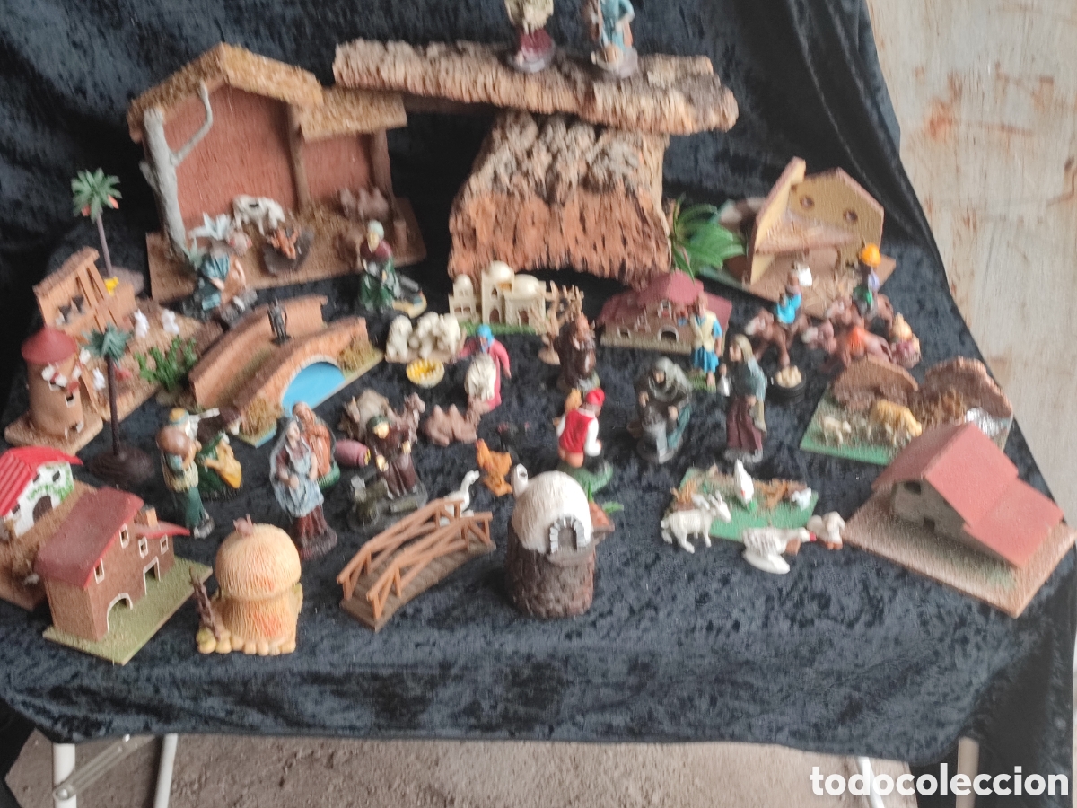 Figuras de Bel&eacute;n: CONJUNTO DE BEL&Eacute;N CON MAS 50 PIEZAS. FIGURAS Y DECORACIONES