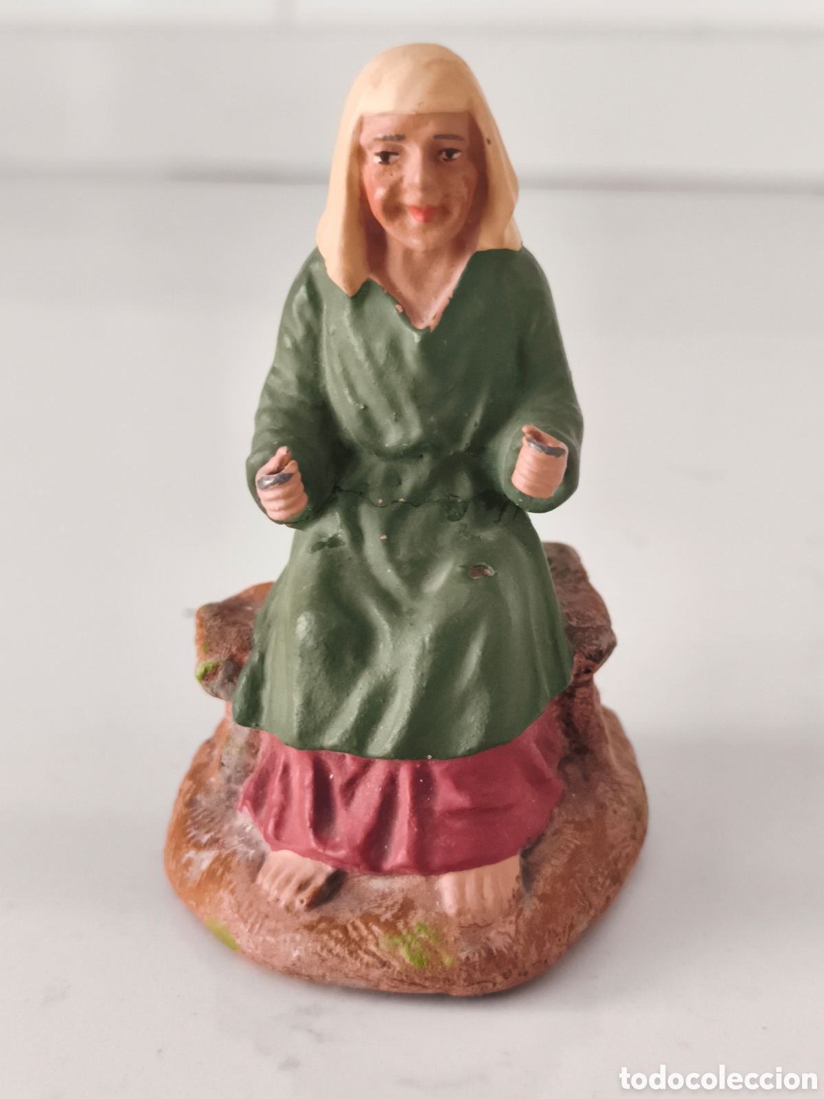 Figuras de Bel&eacute;n: Antigua figura del portal de Bel&eacute;n de terracota de Olot en muy buen estado