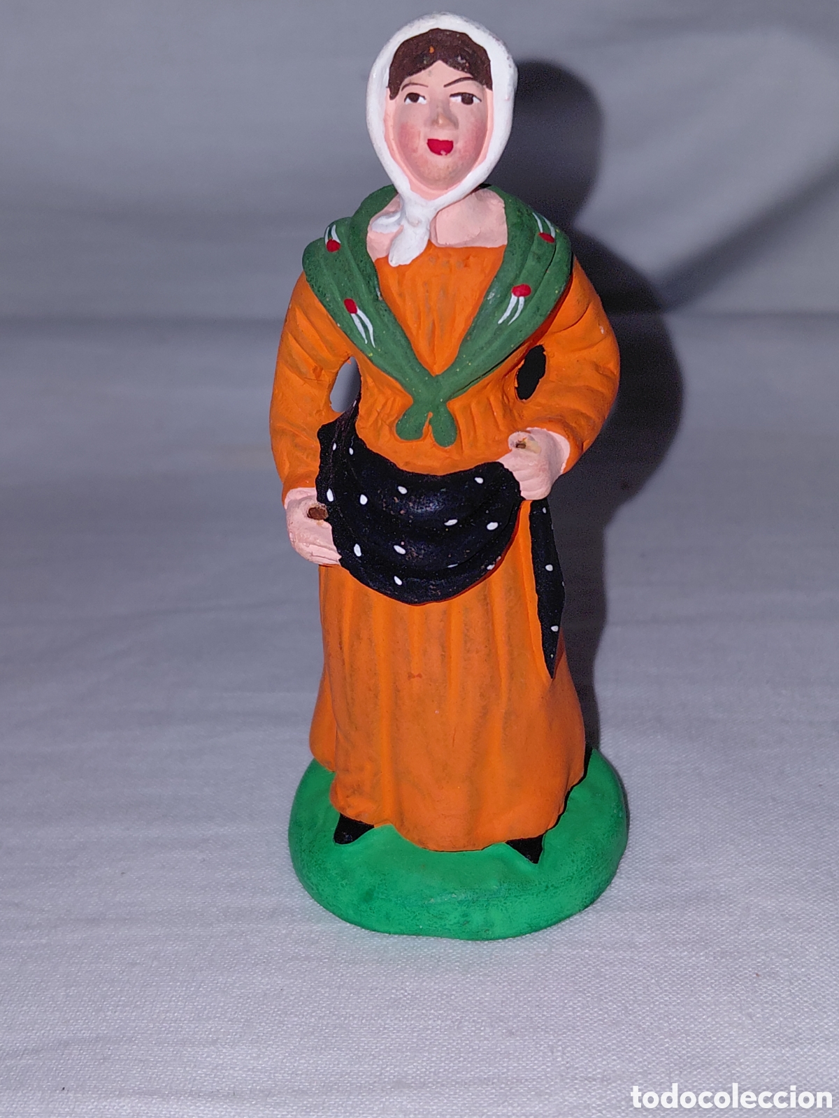 Figuras de Bel&eacute;n: ANTIGUA FIGURA DE BELEN DE BARRO MUJER