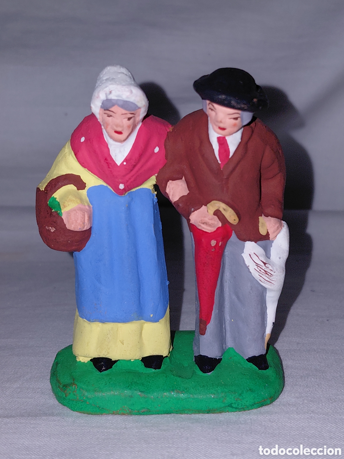 Figuras de Bel&eacute;n: ANTIGUA FIGURA DE BELEN DE BARRO PAREJA DE ANCIANOS