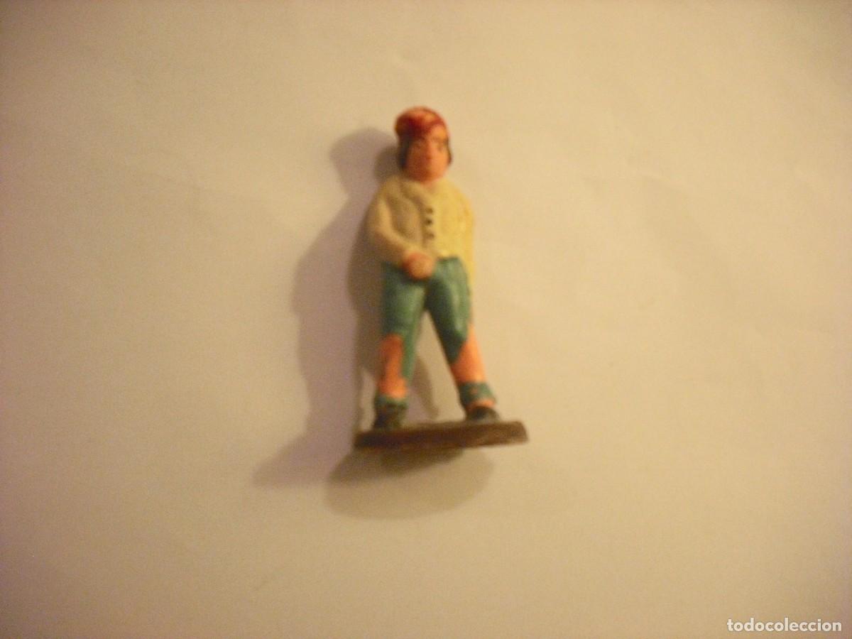 Figuras de Bel&eacute;n: ANTIGUA FIGURA DE BELEN, EL MEON O PIXANER, DE PLASTICO