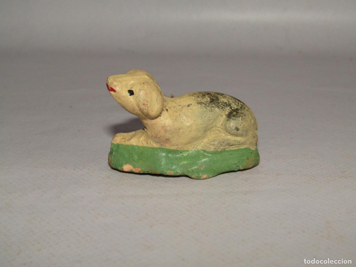 Figuras de Bel&eacute;n: Antiguo Perro Figura de Bel&eacute;n en Terracota Policromada
