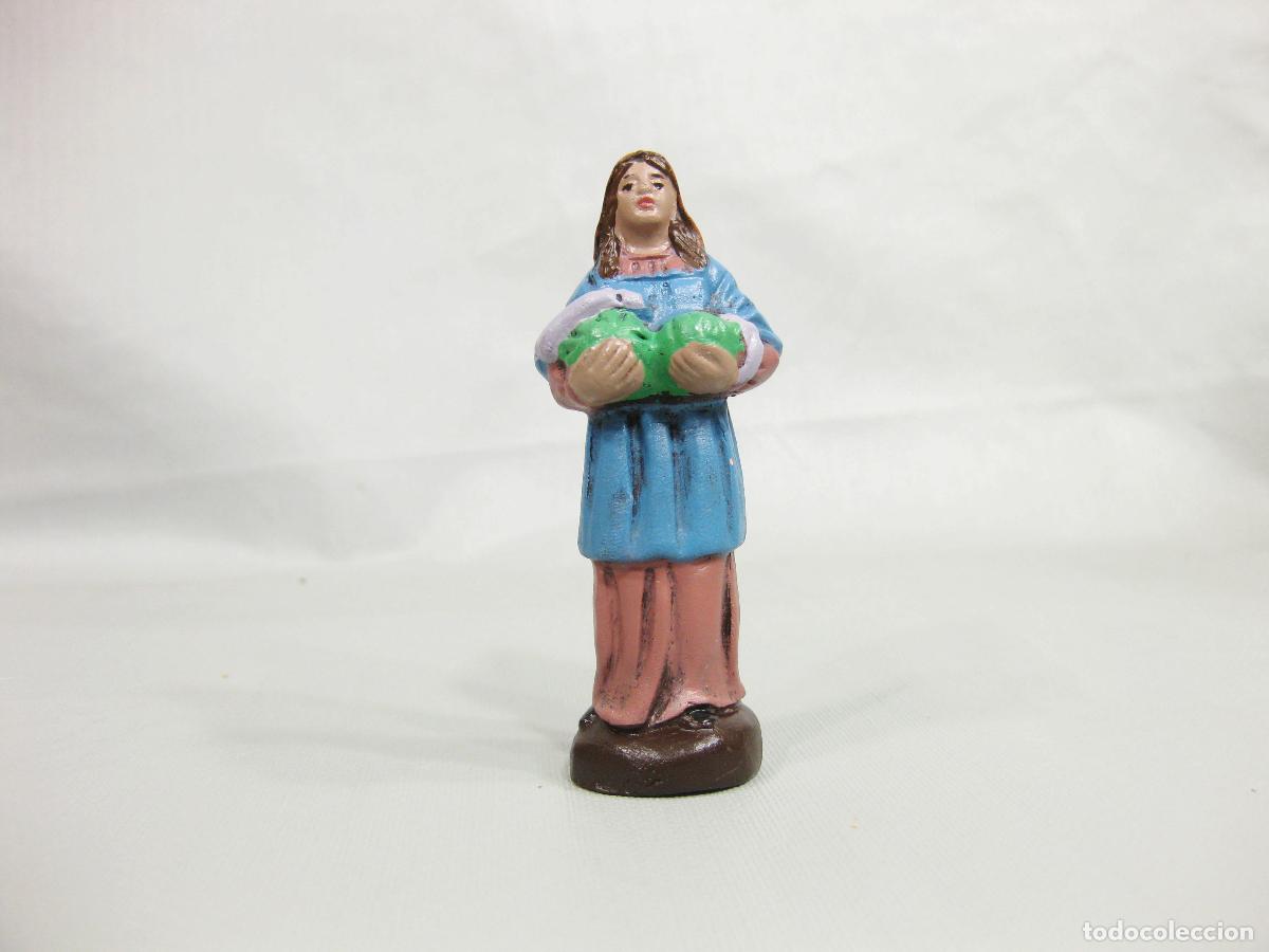 Figuras de Bel&eacute;n: FIGURA DE BARRO POLICROMADA DE PASTOR ADORANDO PARA NACIMIENTO DE NAVIDAD DE 8 CMS. SERRANO. MURCIA