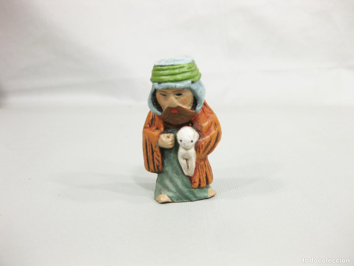 Figuras de Bel&eacute;n: FIGURA DE BARRO COCIDO DE PASTOR TIPO CABEZ&Oacute;N. PARA NACIMIENTO DE NAVIDAD DE 5 CM. MIRETE. MURCIA
