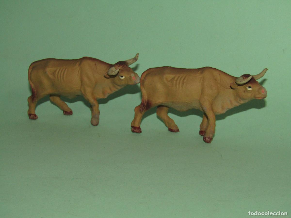 Figuras de Bel&eacute;n: Antiguos Bueyes Figuras de Bel&eacute;n en Goma de PECH