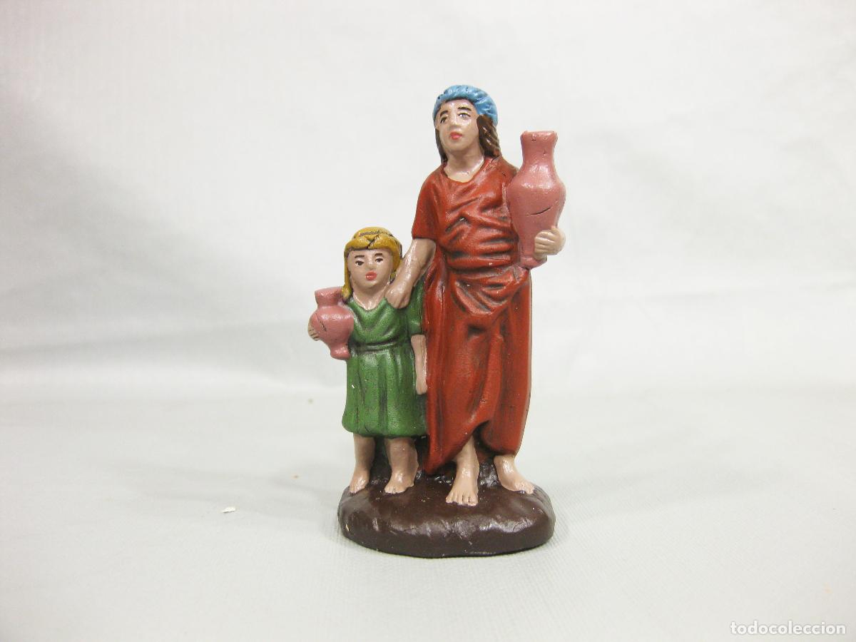 Figuras de Bel&eacute;n: FIGURA DE BARRO COCIDO DE PASTORA CON NI&Ntilde;O PARA NACIMIENTO DE NAVIDAD DE 8 CM. SERRANO. MURCIA