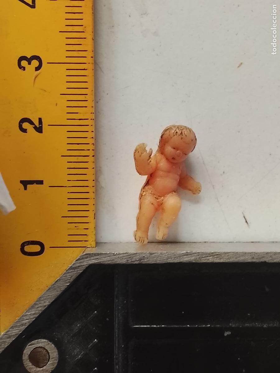 Figuras de Bel&eacute;n: antigua figura de portal de belen plastico duro nacimiento . OFERTA POR LOTES COMBINADOS -