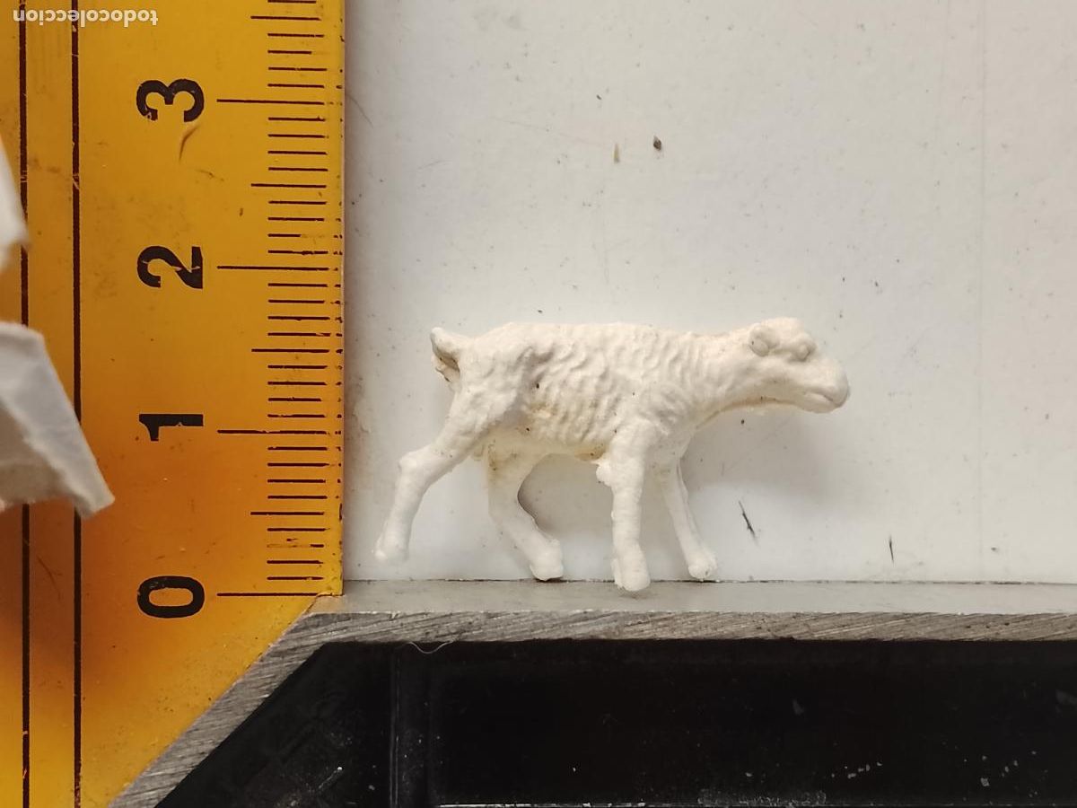 Figuras de Bel&eacute;n: antigua figura de portal de belen plastico duro nacimiento . OFERTA POR LOTES COMBINADOS