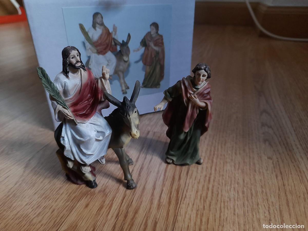 Figuras de Bel&eacute;n: Escena Borriquilla Entrada de Jesus en Jerusalen. Escena Borriquita miniatura