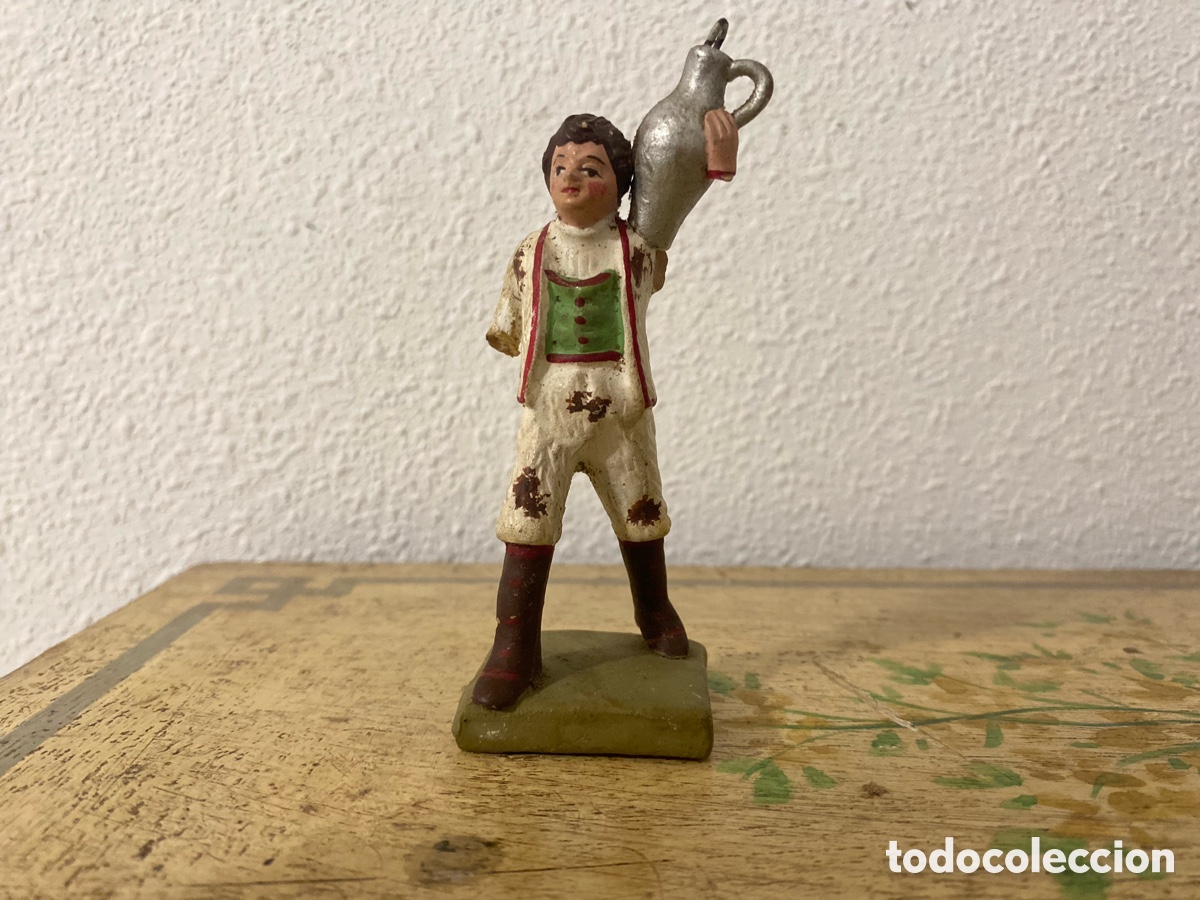 Figuras de Bel&eacute;n: Antigua figura de Pastor Aguador con c&aacute;ntaro - Terracota / Barro cocido Bel&eacute;n