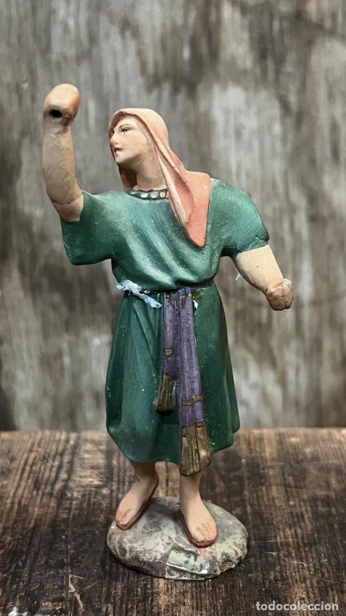 Figuras de Bel&eacute;n: Figura Belen paje rey camello Murcia mitad s XX 11cms