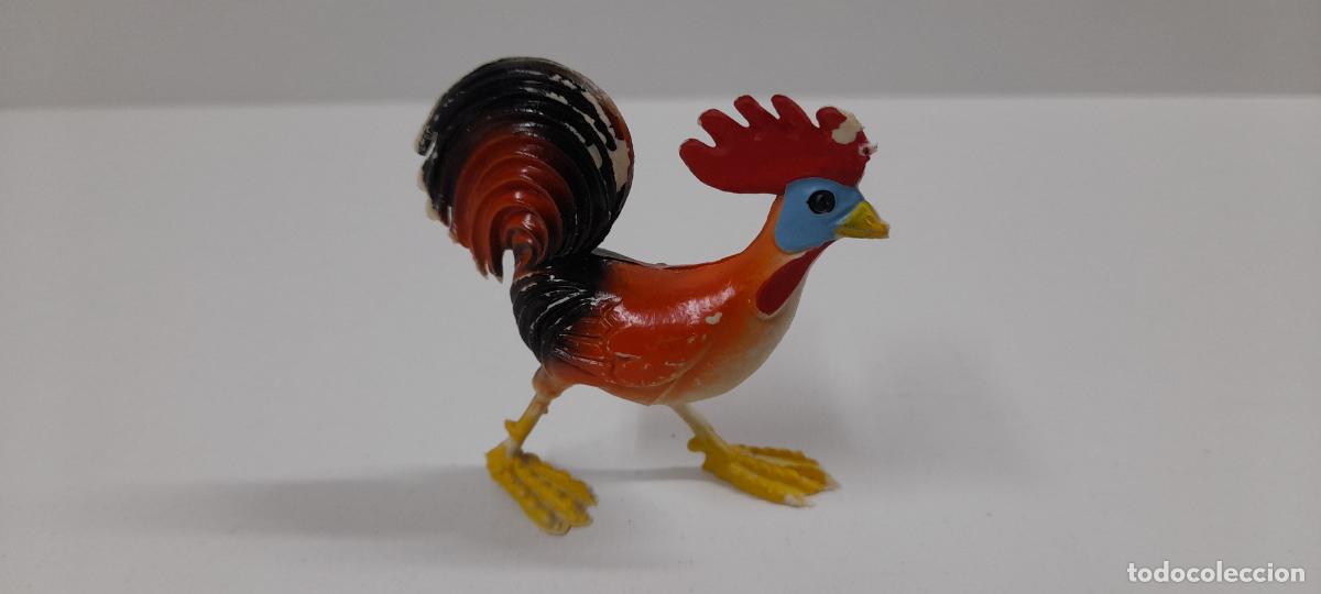 Figuras de Bel&eacute;n: GALLO FIGURA DE BELEN SERIE CABEZONES - CABEZUDOS . REALIZADA POR PECH FERRANDIZ . ORIGINAL A&Ntilde;OS 70