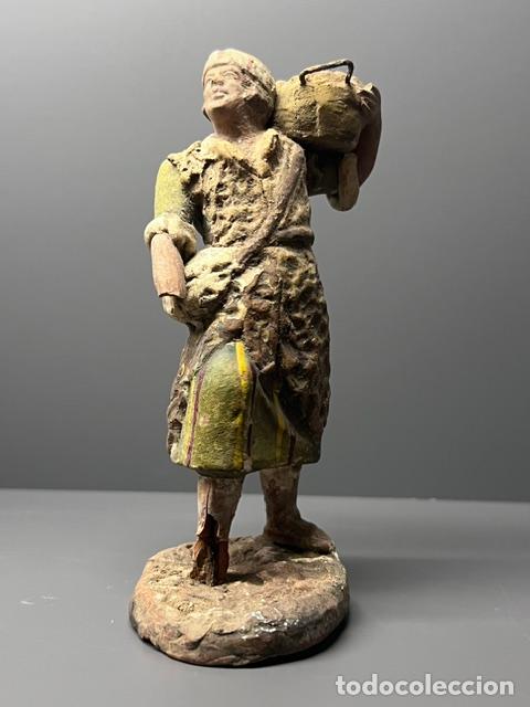 Figuras de Bel&eacute;n: Figura de Bel&eacute;n para restaurar. 13 cm. Barro.