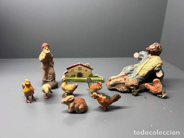 Figuras de Bel&eacute;n: Figuras de Bel&eacute;n. Barro. Altura 8 cm pastor a pie