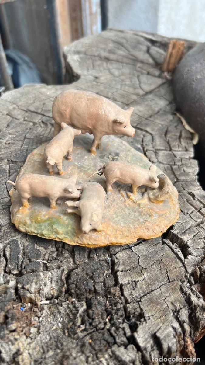 Figuras de Bel&eacute;n: Figura barro Bel&eacute;n antigua cerdos cerda cochinillos piara cacharreria Murcia