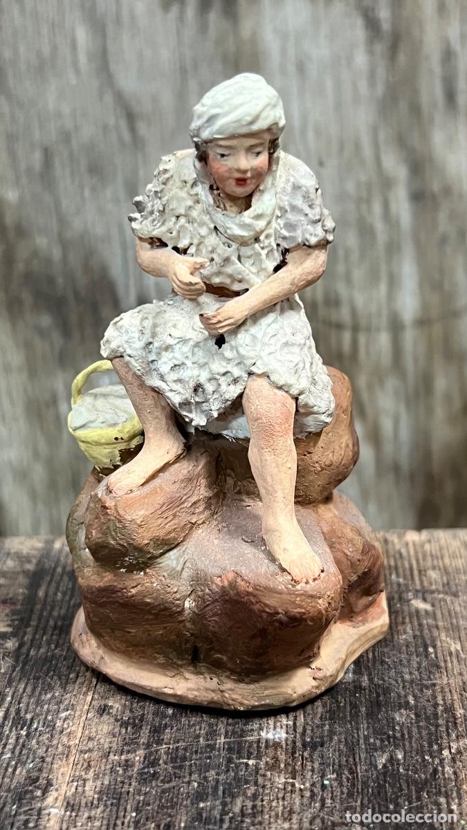 Figuras de Bel&eacute;n: Figura barro Bel&eacute;n antigua hombre turbante montado roca quiz&aacute; pescador cacharrer&iacute;a Murcia