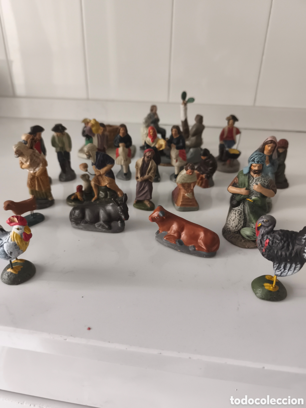 Figuras de Bel&eacute;n: Super lote de figuras del portal de Bel&eacute;n de barro cocido policromado