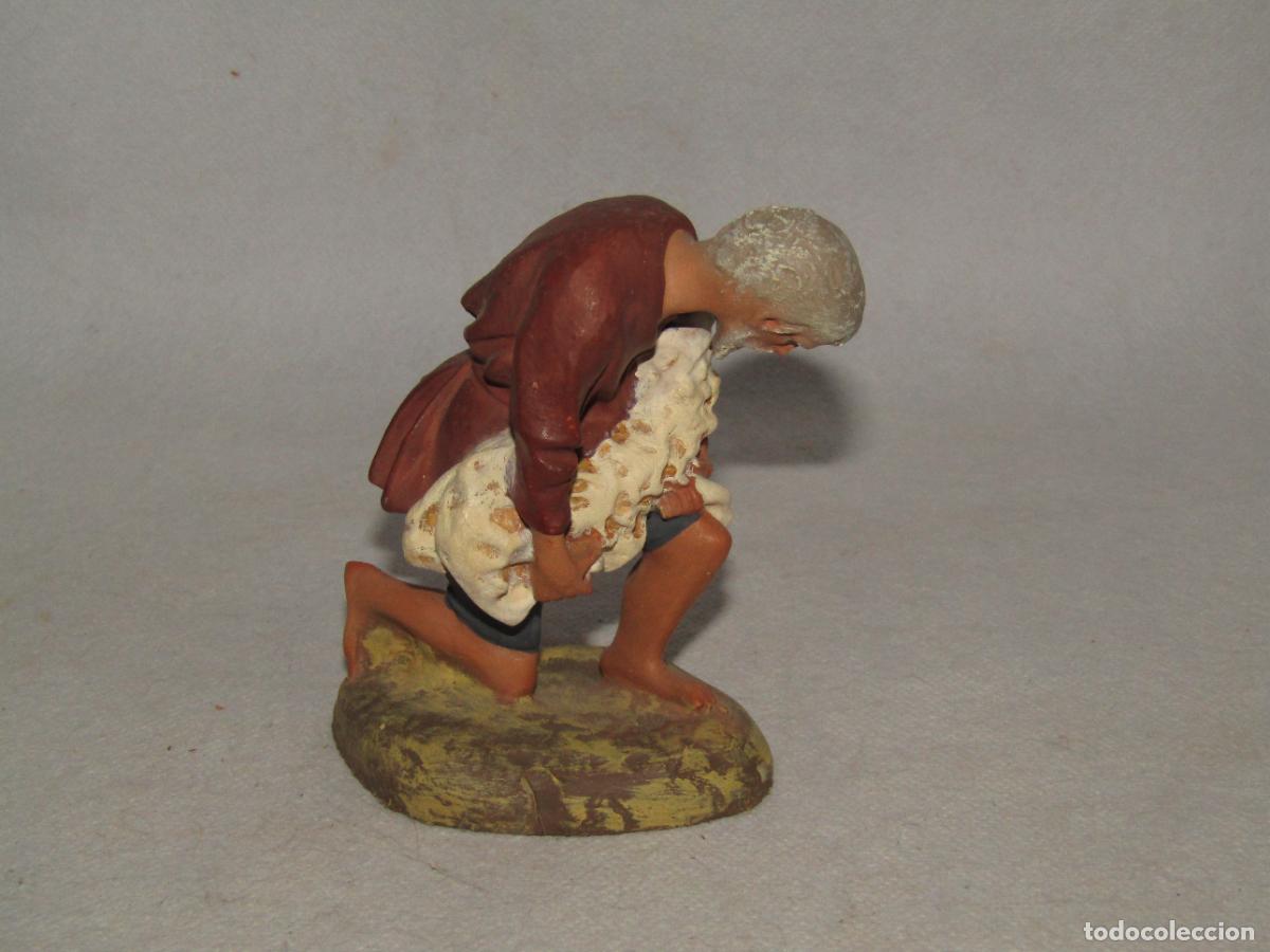 Figuras de Bel&eacute;n: Antigua Figura de Bel&eacute;n PASTOR ADORACI&Oacute;N en Estuco Policromado y Base de Madera Manufactura de Olot