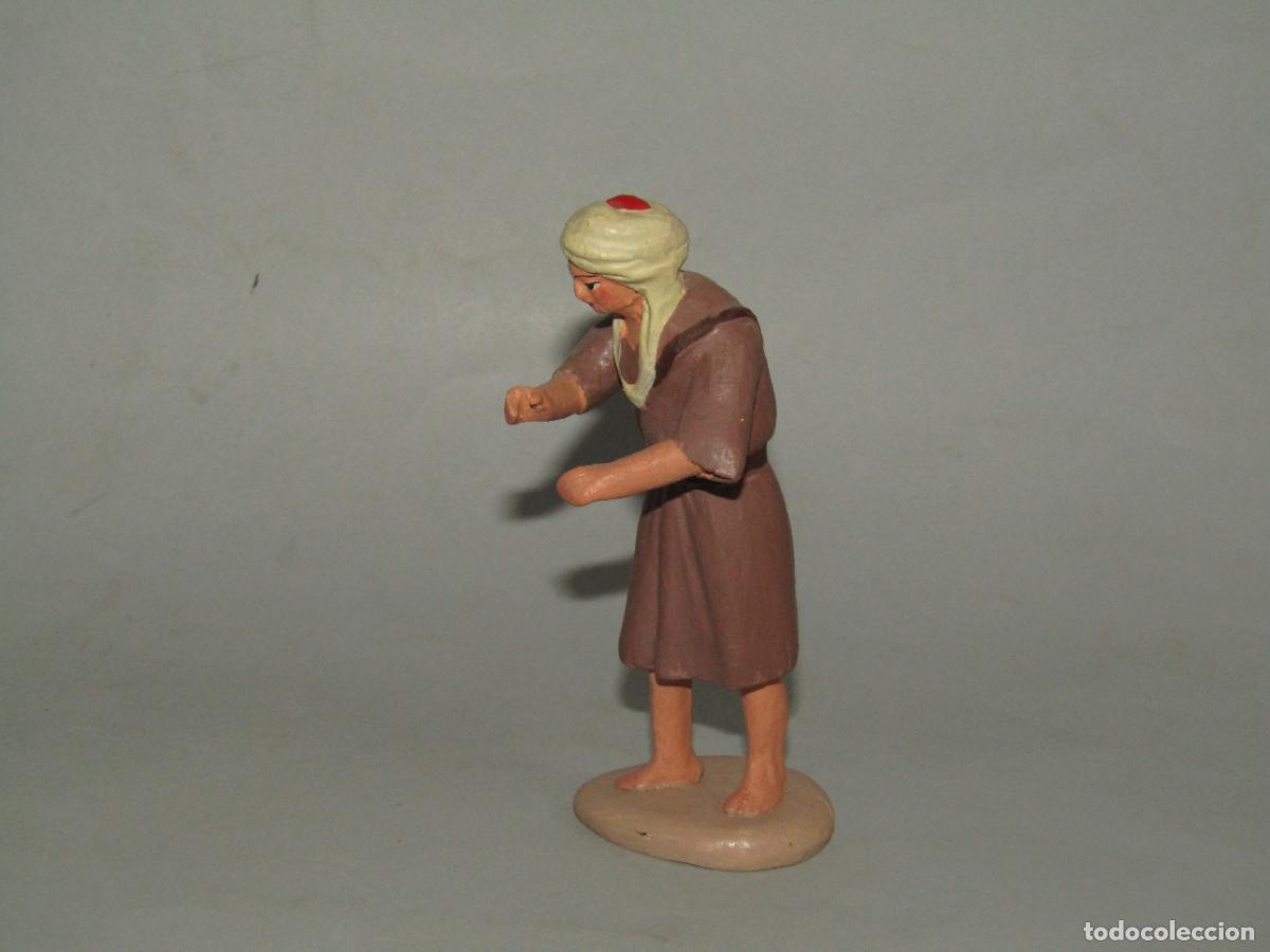Figuras de Bel&eacute;n: Antigua Figura para Bel&eacute;n en Terracota Policromada - 11,50 cm. de altura