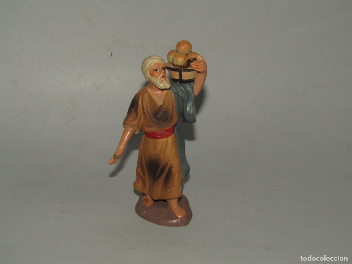 Figuras de Bel&eacute;n: Antigua Figura Bel&eacute;n en Terracota Policromada Marcada en Inciso ORTIGAS Made in Murcia 11,50 cm.