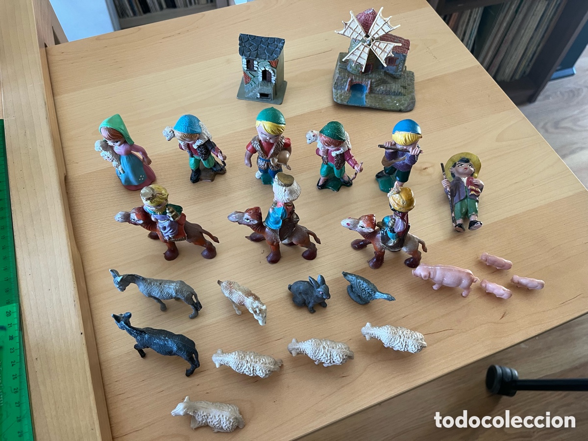 Figuras de Bel&eacute;n: LOTE DE ANTIGUAS FIGURAS DE BELEN