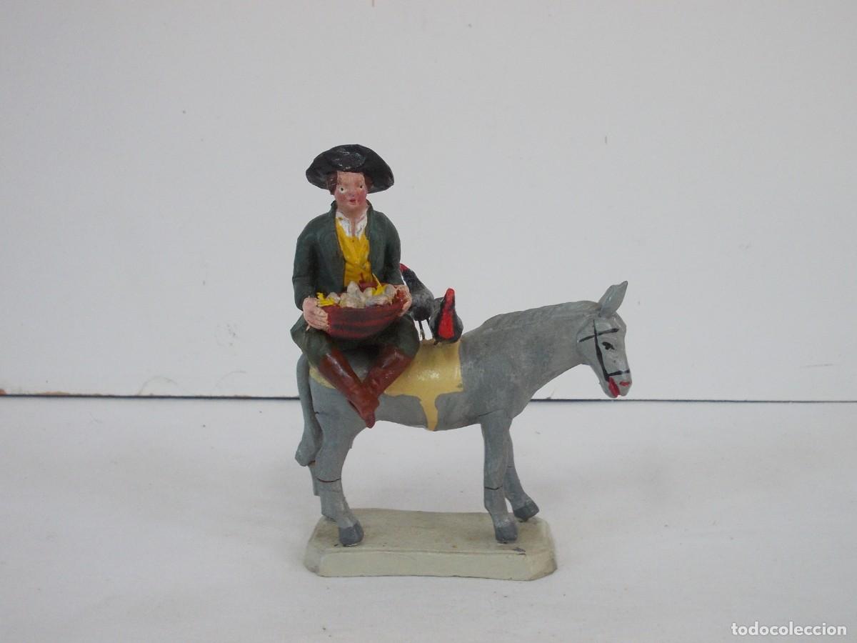Figuras de Bel&eacute;n: ESPECTACULAR FIGURA DE BELEN HOMBRE MONTADO EN UN BURRO CON OFRENDAS S XIX