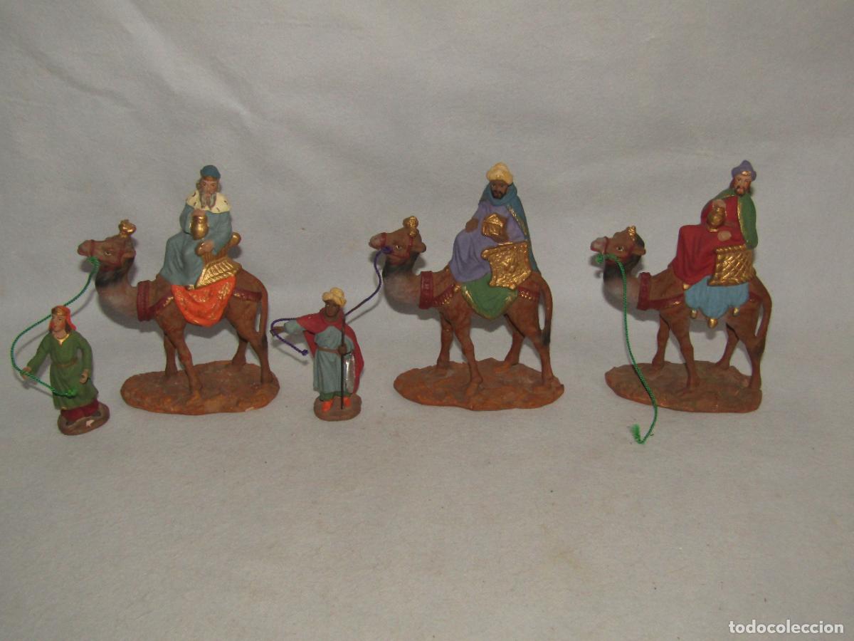 Figuras de Bel&eacute;n: Antiguas Figuras de Bel&eacute;n * REYES MAGOS * en Estuco Policromado, Manufactura Olot