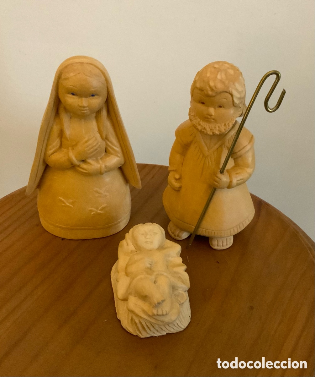 Figuras de Bel&eacute;n: BELEN DE INDONESIA, TALLADO A CUCHILLO