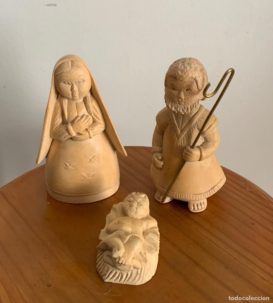 Figuras de Bel&eacute;n: BELEN INDONESIA MADERA TALLADA A CUCHILLO