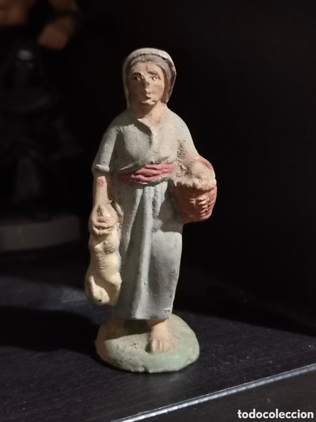 Figuras de Bel&eacute;n: ANTIGUA FIGURA DEL BEL&Eacute;N CAMPESINA TERRACOTA O BARRO COSIDO 8,5 CM