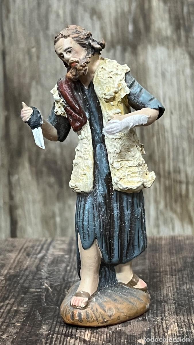 Figuras de Bel&eacute;n: Figura barro Bel&eacute;n hombre pastor con cuchillo ortigas Murcia 11cms