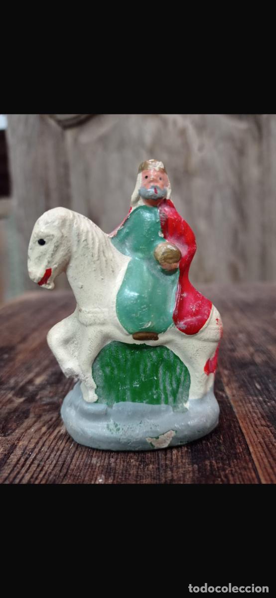 Figuras de Bel&eacute;n: Figura barro Bel&eacute;n hombre rey a caballo cacharrer&iacute;a Murcia 7cms