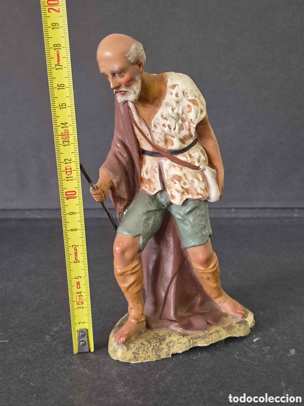 Figuras de Bel&eacute;n: Pastor estuco policromado de olot.