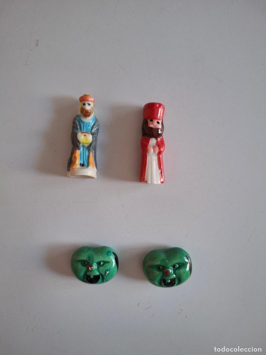 Figuras de Bel&eacute;n: Cuatro figuritas de Navidad