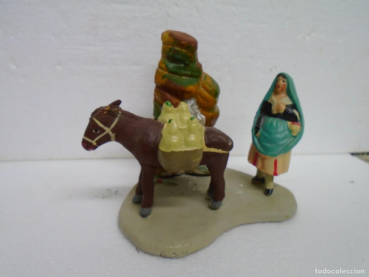 Figuras de Bel&eacute;n: ANTIGUA COMPOSICION BELENISTA EN TERRACOTA MURCIANA,PASTORA AGUADERA CON BURRITA,VER FOTOS.