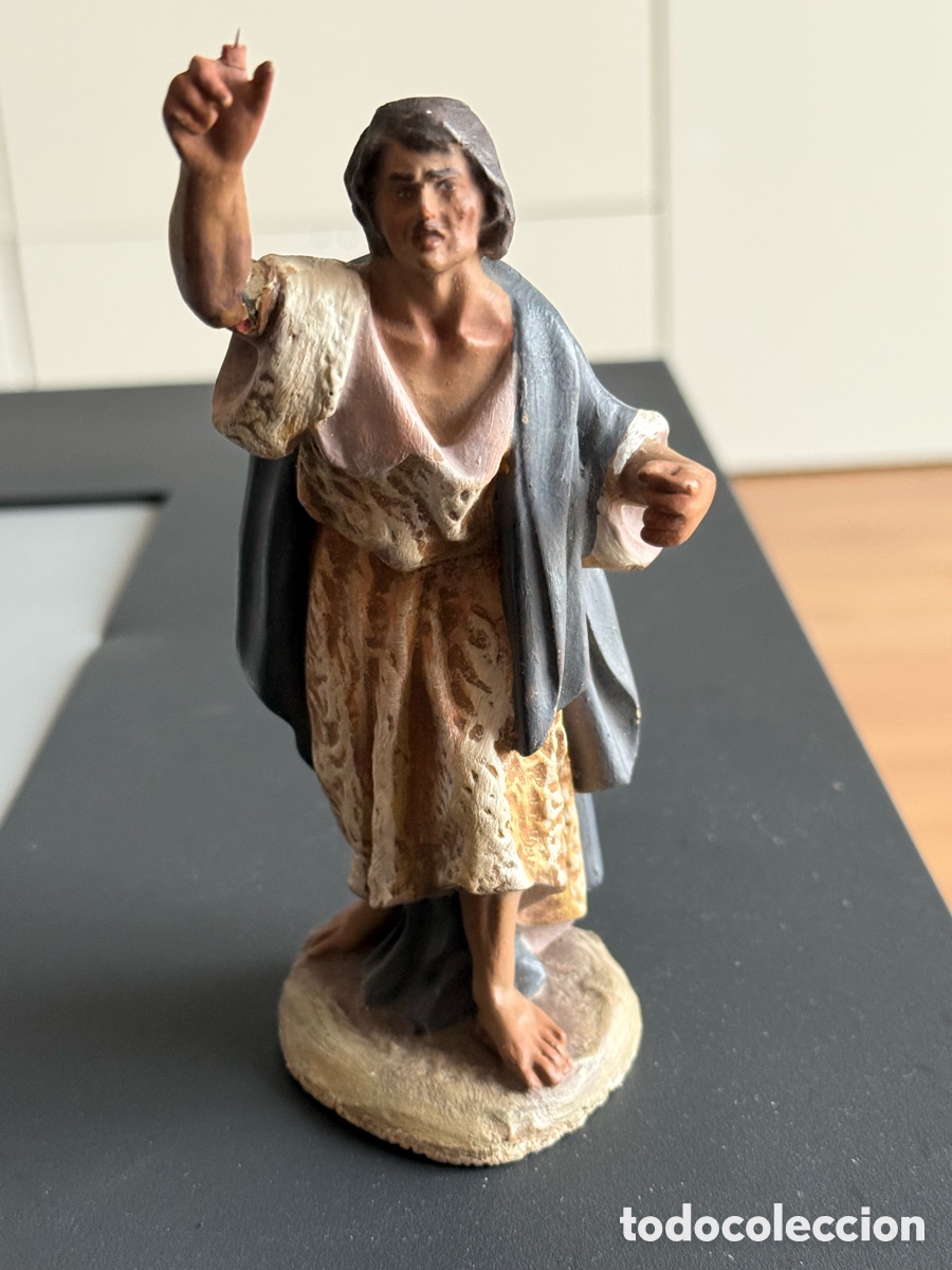 Figuras de Bel&eacute;n: OLOT. PASTOR DE LA ANUNCIACI&Oacute;N . Estuco. 15 cm