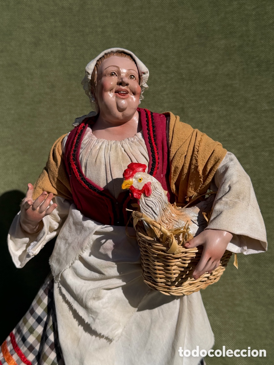 Figuras de Pres&eacute;pios: Mujer con gallina. Bel&eacute;n Napolitano.