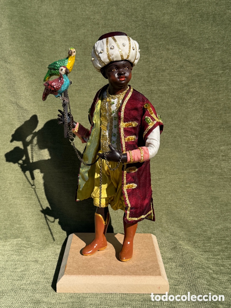 Figuras de Bel&eacute;n: Ni&ntilde;o cortejo oriental. Bel&eacute;n Napolitano