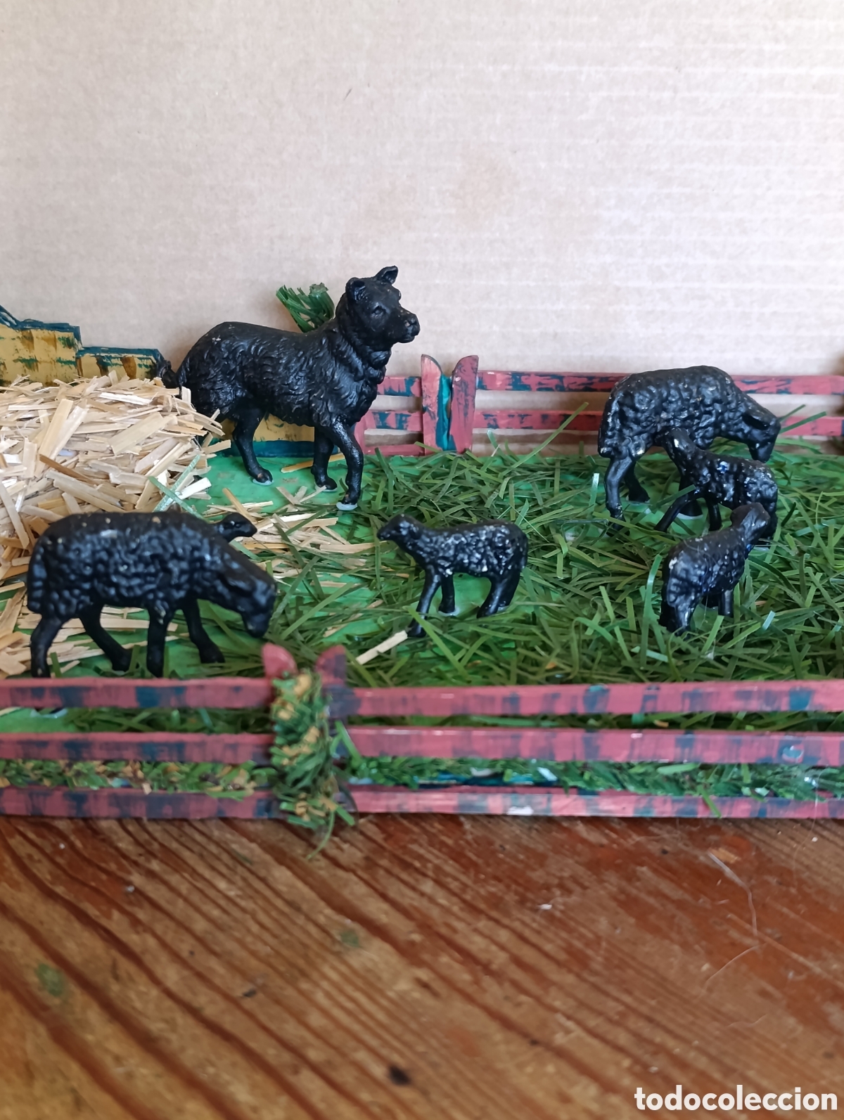 Figuras de Bel&eacute;n: CORRAL CON PERRO Y OVEJAS PARA BELEN.