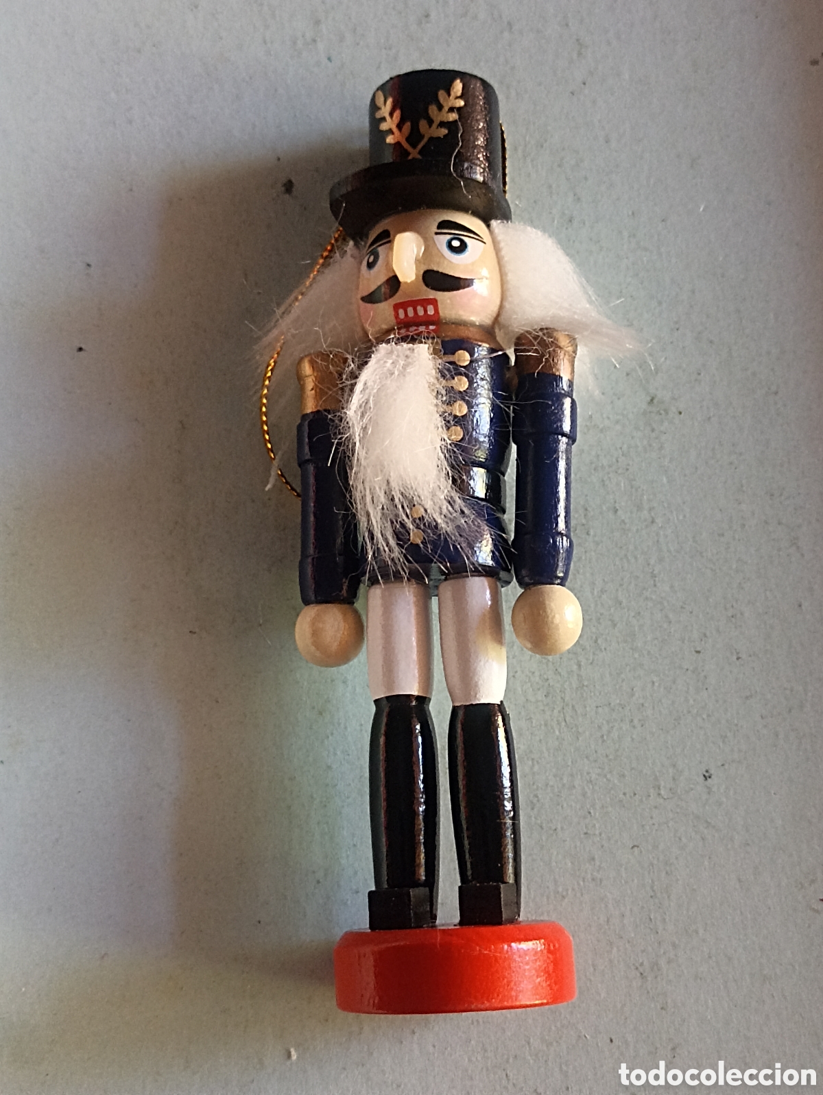 Figuras de Bel&eacute;n: Soldado cascanueces con casaca azul oscuro 12 cms de alto