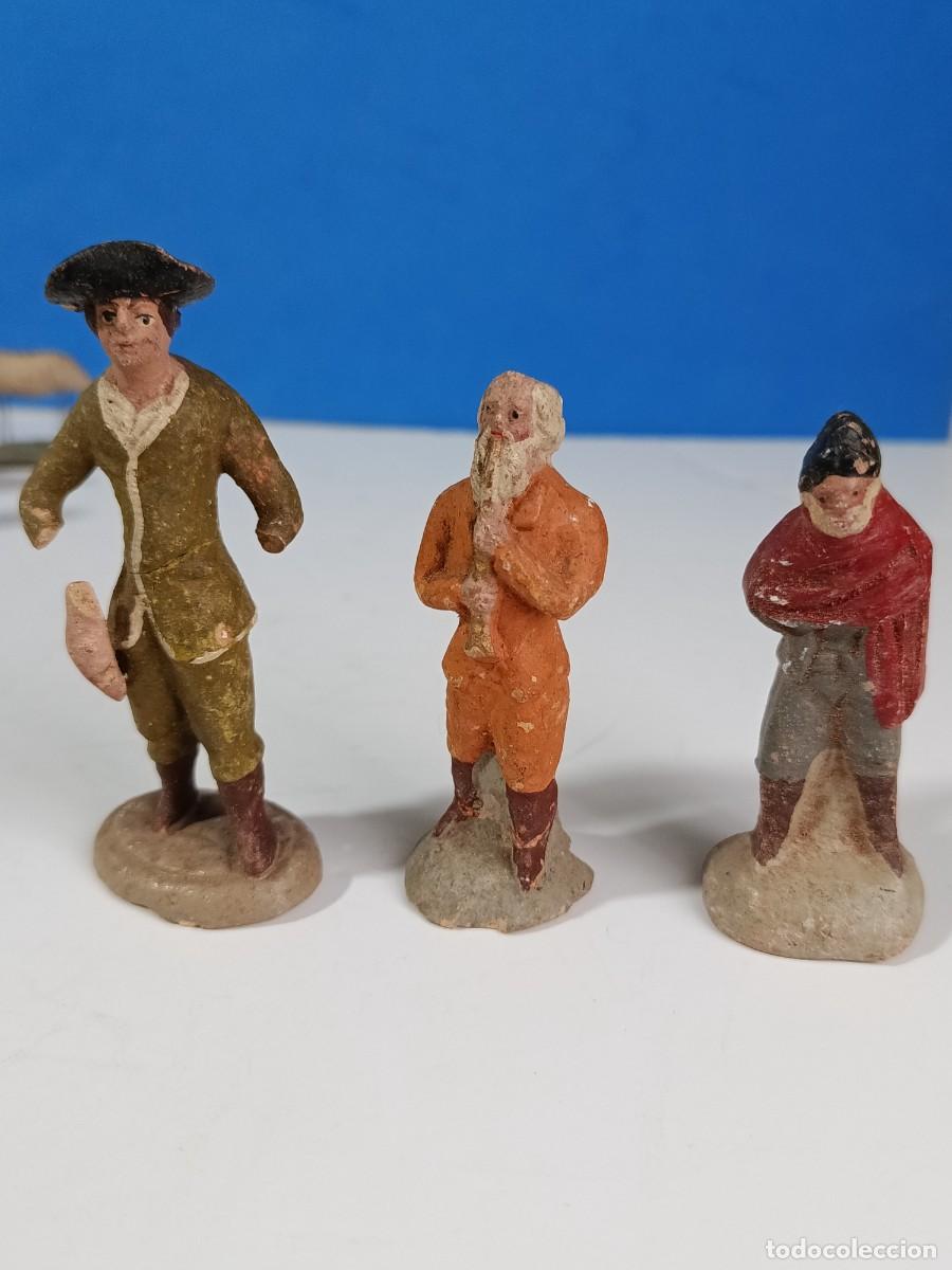Figuras de Bel&eacute;n: TRES FIGURAS ANTIGUAS DE BARRO PARA EL PORTAL DE BELEN.NAVIDAD