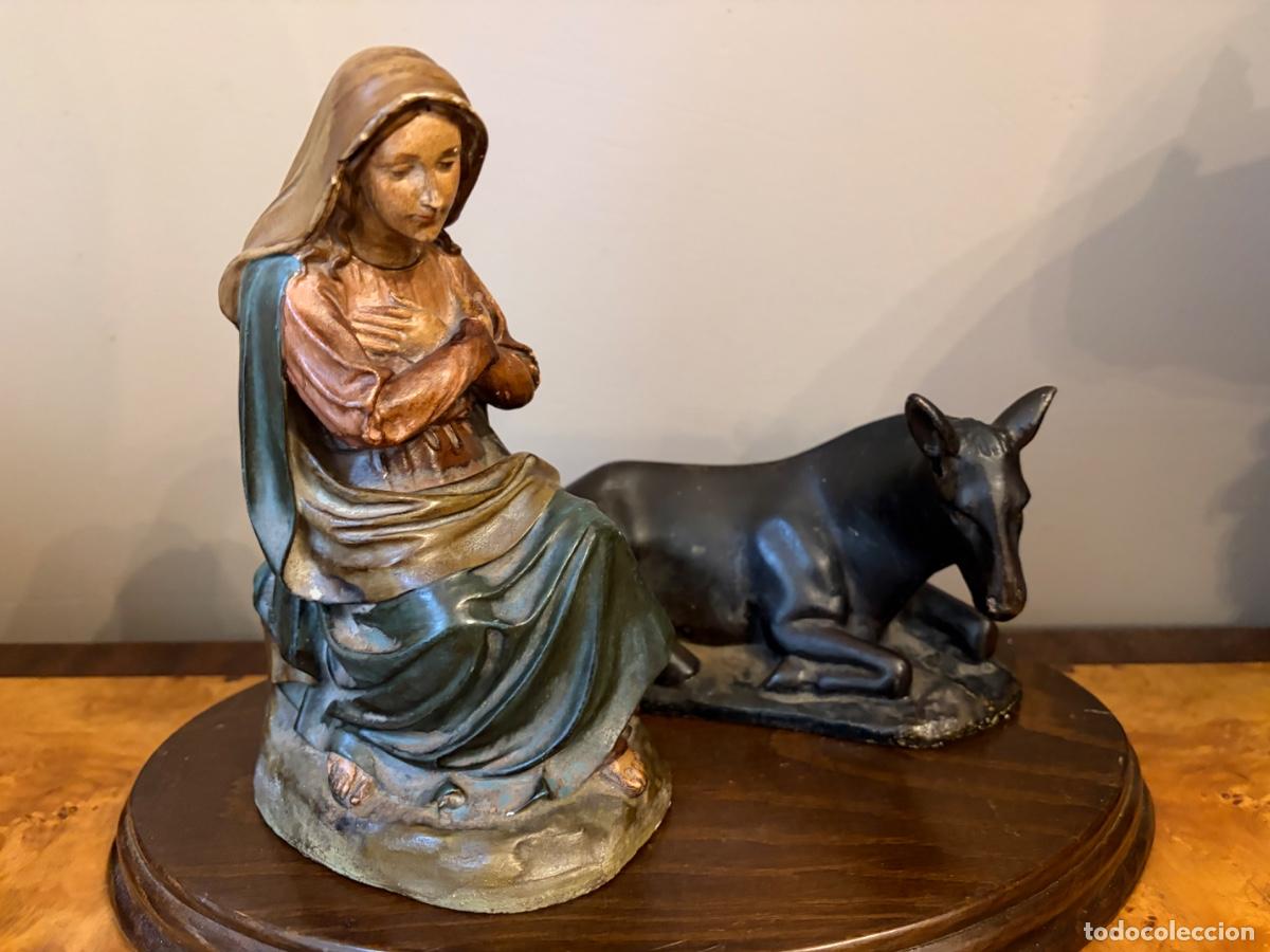 Figuras de Bel&eacute;n: PAREJA FIGURAS BELEN VIRGEN MULA ESTUCO BASE MADERA