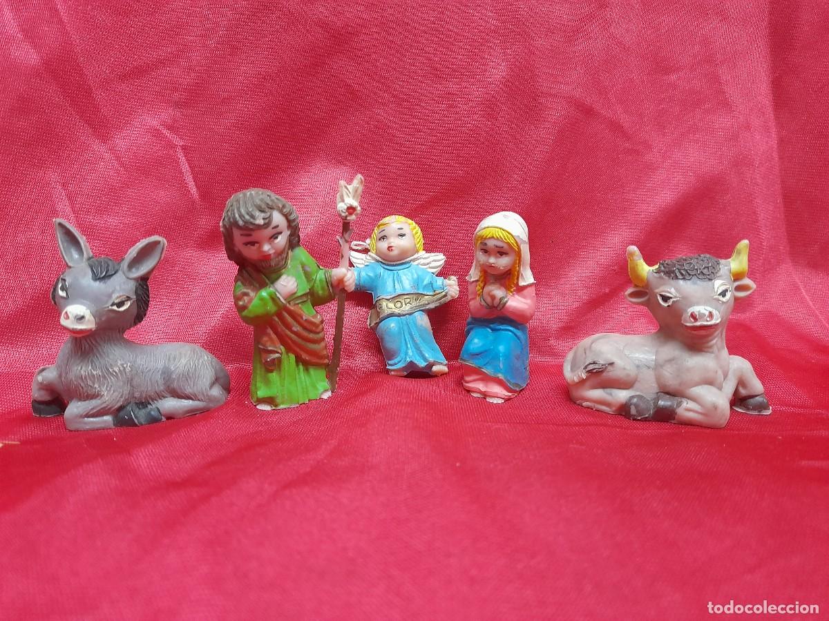 Figuras de Bel&eacute;n: Antiguo Nacimiento / Bel&eacute;n de pl&aacute;stico duro - 5 piezas (Falta Ni&ntilde;o Jes&uacute;s) - San Jos&eacute; 6 cm