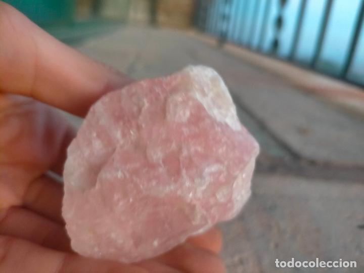 Coleccionismo de gemas: Mineral cuarzo rosa en bloque - Foto 4