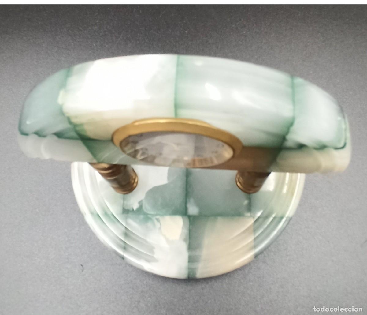 Coleccionismo de gemas: Reloj sobremesa Onix verde - Foto 3