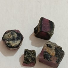 Coleccionismo de gemas: 4 RUBÍ EN BRUTO DE 41,90 CTS