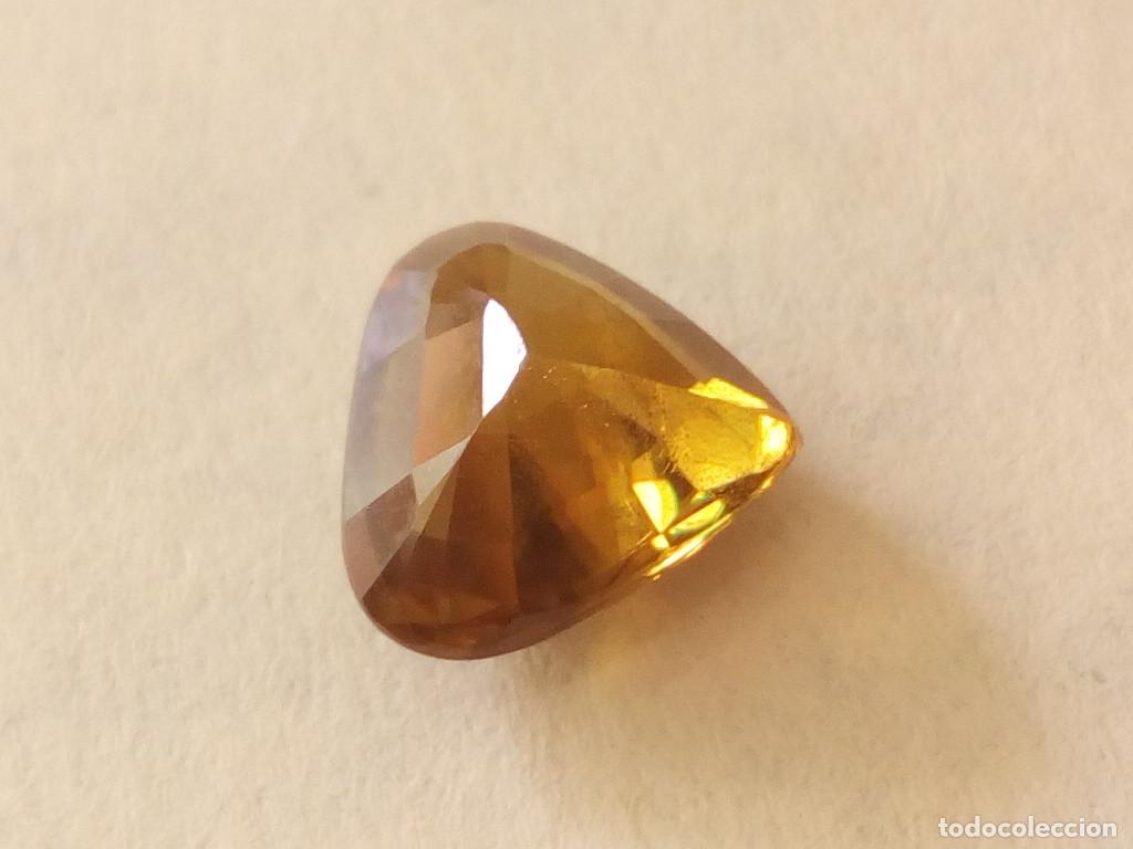 Coleccionismo de gemas: Esfena amarillo en forma de pera de 2.18 Ct. - Foto 1